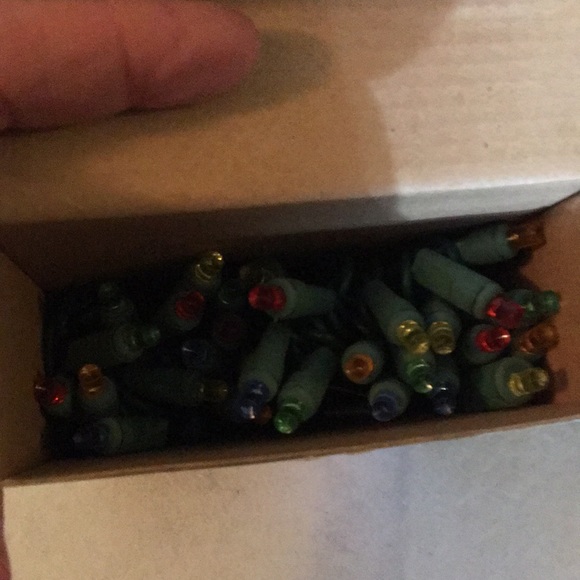 Merry brite 4 boxes of  60 led Lights NIB multi colored - Picture 4 of 6